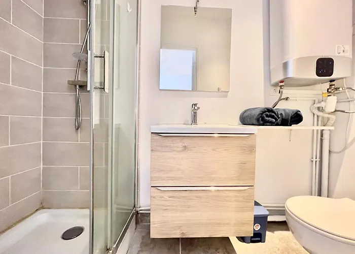 Le Kansas ~ A 5 Min Du Centre ~ Fibre Apartment